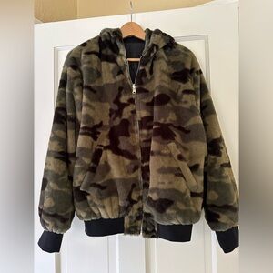 Forever 21 Camo Reversible Faux Fur Jacket
